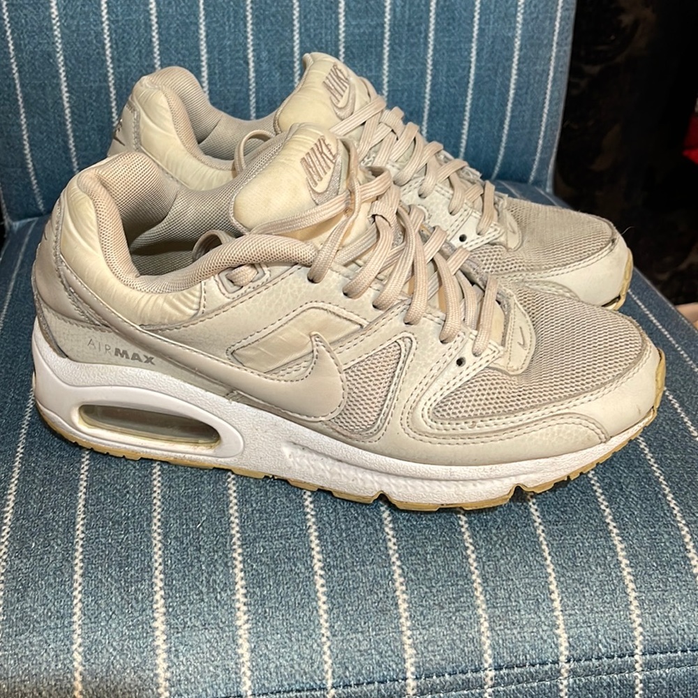 Nike air max woman’s size 8